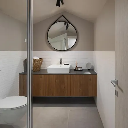 Colmo S Hidromasaznom Kadom Apartamento